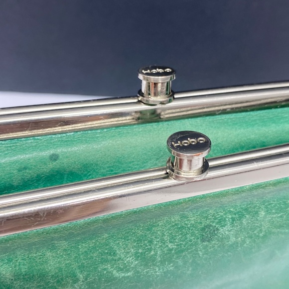 HOBO Lauren Green Bifold Leather Wallet - Picture 5 of 17